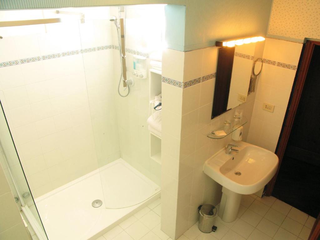Gourmet B&B Giglio Bianco Firenze Bagian luar foto